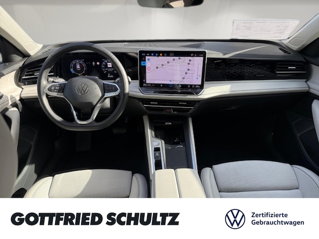 Volkswagen Passat 1.5 eTSI Business DSG