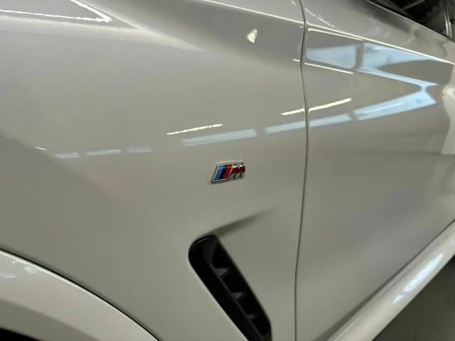 BMW X3 i/ M-Paket / Black Pack / PANO / AHK