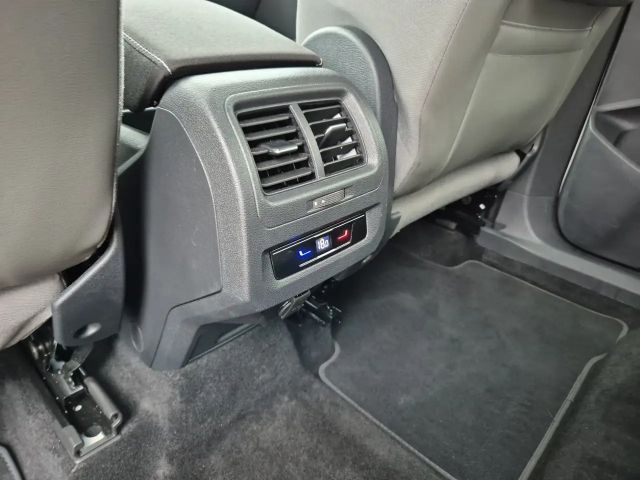 Volkswagen Touran DSG Highline