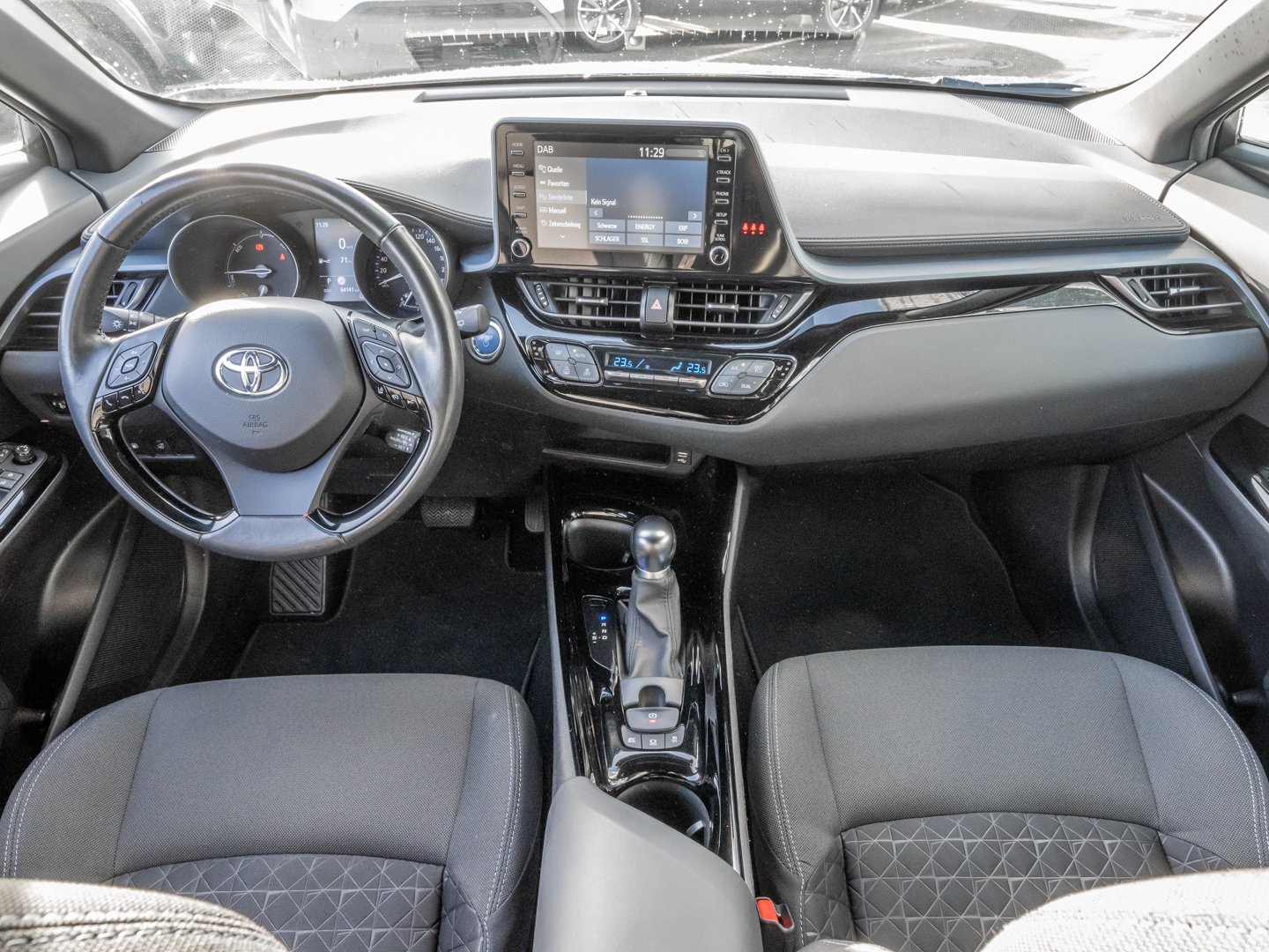 Toyota C-HR 5-deurs Plus