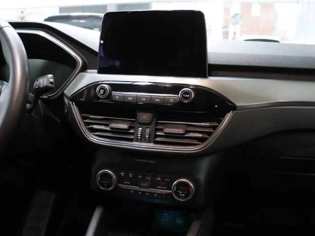 Ford Kuga Hybrid Titanium