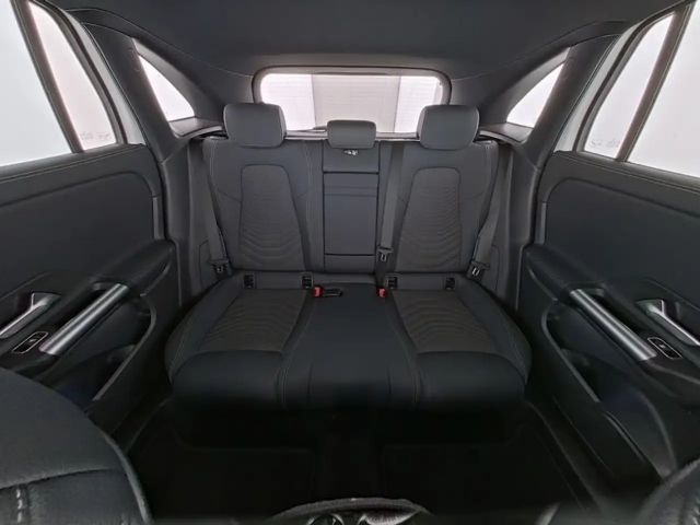 Mercedes-Benz EQA 300 4MATIC Progressive