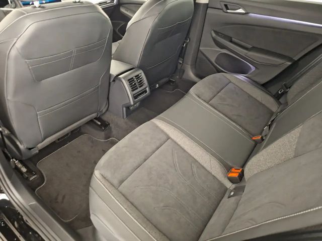 Volkswagen Golf Business DSG Variant