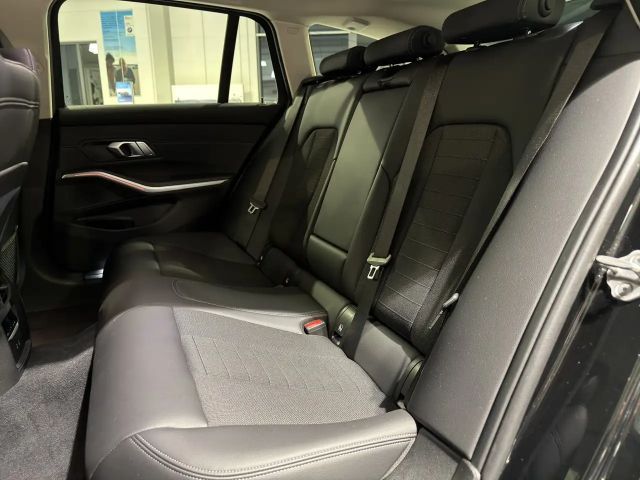 BMW 320 320d Sport Line