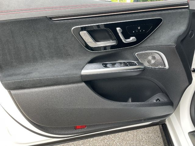 Mercedes-Benz EQE 350 4MATIC Sedan