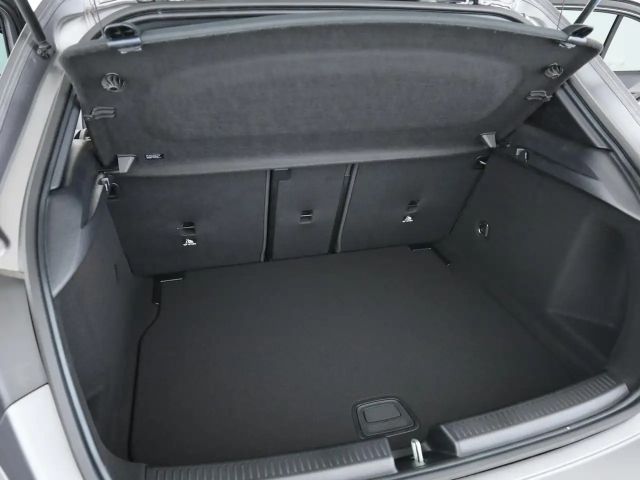 Mercedes-Benz A 220 A 220 d AMG Line