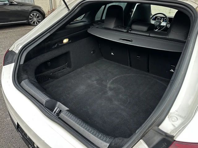 Mercedes-Benz CLA 200 AMG Line Shooting Brake