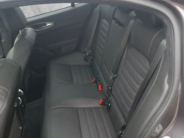 Alfa Romeo Giulia Quadrifoglio Turbo