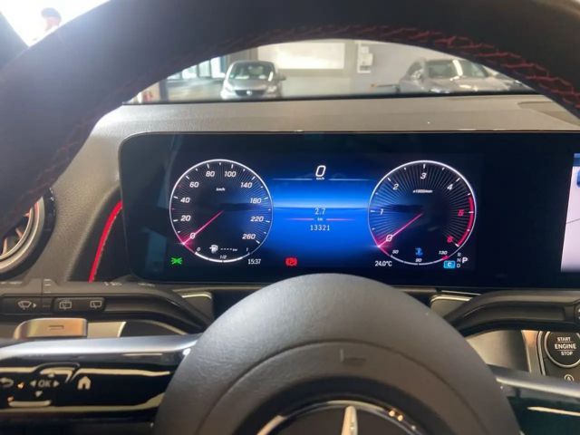 Mercedes-Benz GLB 200 GLB