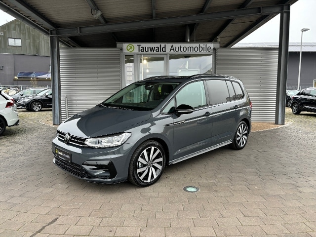 Volkswagen Touran 1.5 TSI DSG R-Line