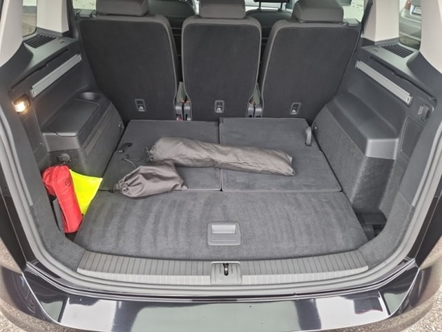 Volkswagen Touran 2,0 TDI DSG MOVE 7-SITZER NAVI KAMERA SHZ DAB APP CONNECT KLIMA ALU