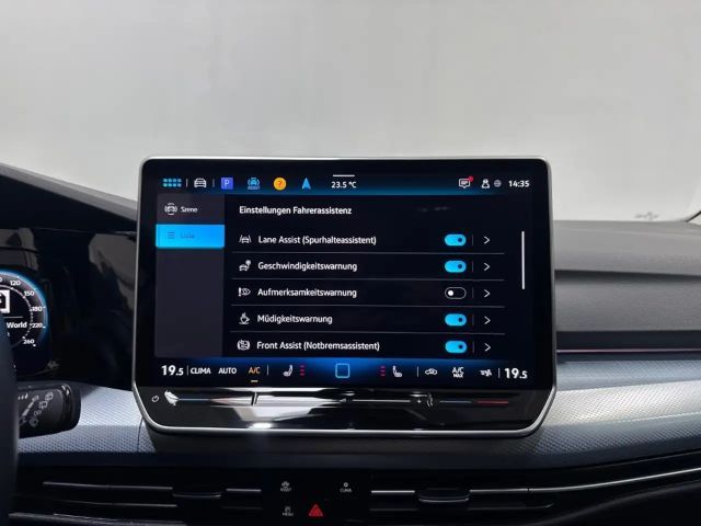 Volkswagen Golf 1.5 eTSI DSG Variant