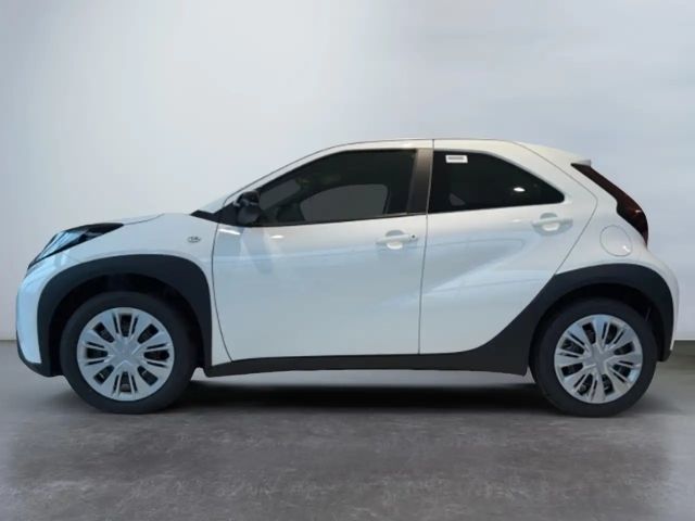 Toyota Aygo X Hatchback Play X-play