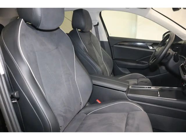 Volkswagen Passat 1.5 eTSI Business DSG Variant