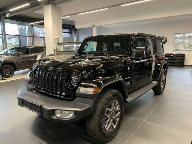 Jeep Wrangler Sahara