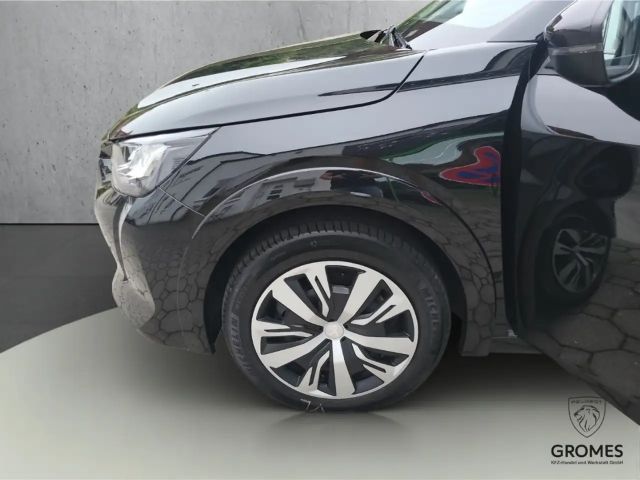 Peugeot E-208 Active Pack
