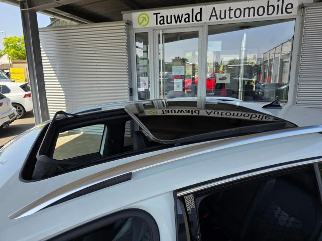 Volkswagen Tiguan 1.5 eTSI DSG R-Line