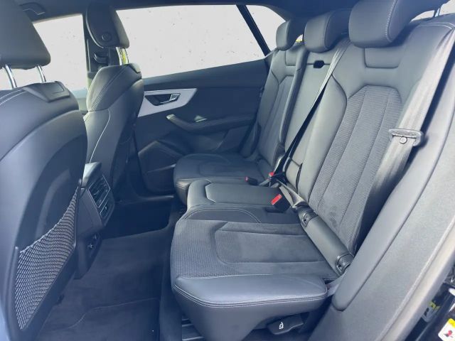Audi Q8 55 TFSI Hybride Quattro
