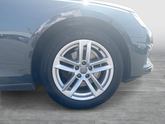 Audi A4 35 TFSI Sedan