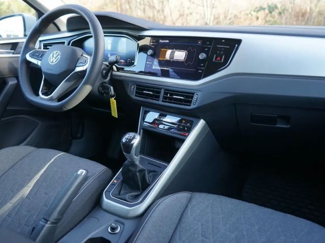 Volkswagen Polo Move