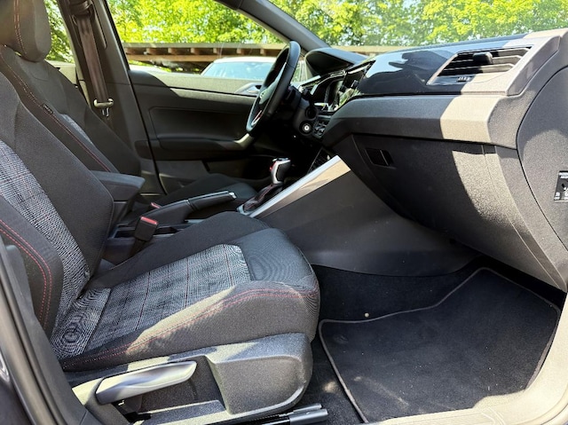 Volkswagen Polo 2.0 TSI DSG