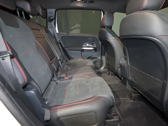 Mercedes-Benz GLB 200 AMG Line