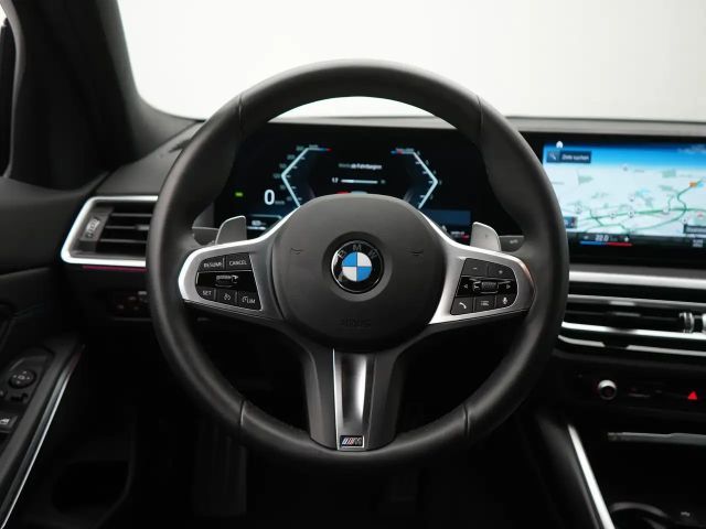 BMW 318 318d M-Sport Sedan