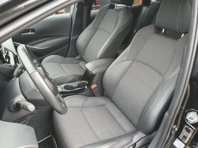 Toyota Corolla Hybride Team D Touring