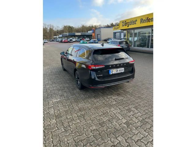 Skoda Superb 2.0 TDI Combi iV