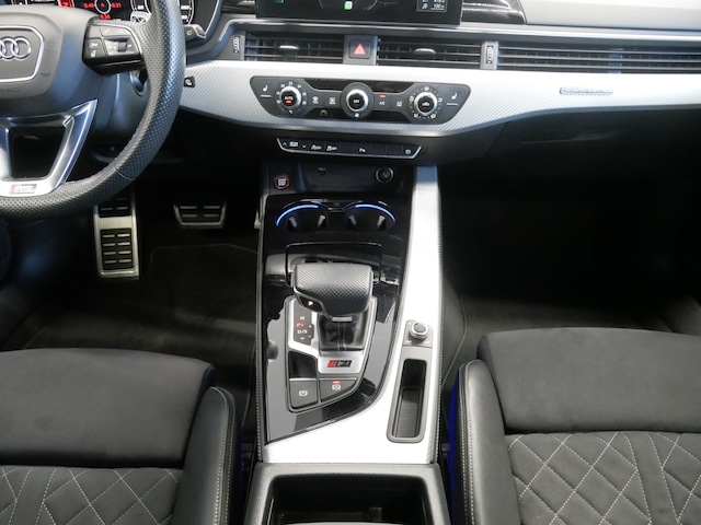 Audi RS4 Avant Quattro