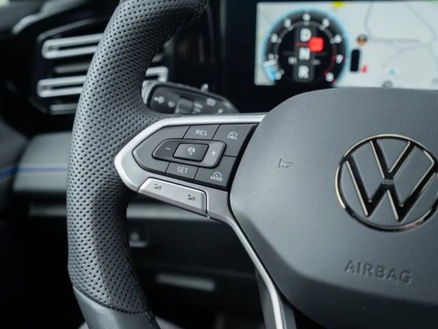 Volkswagen Tiguan DSG R-Line Style