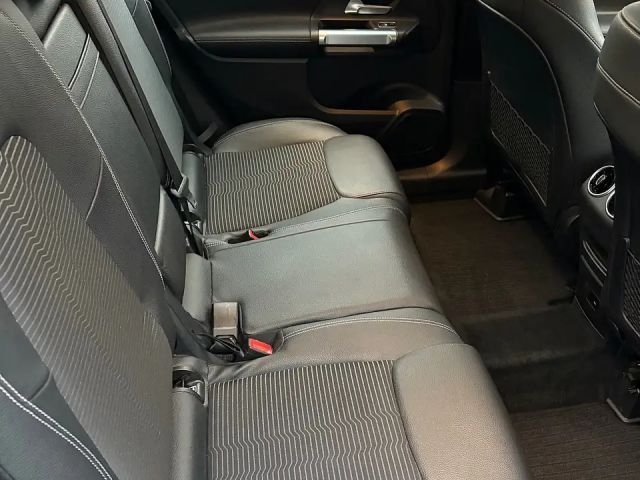 Mercedes-Benz GLB 200 GLB 200 d