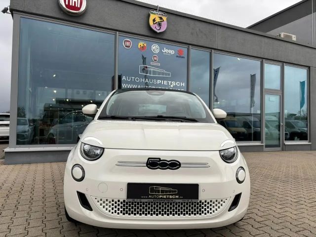 Fiat 500e 42 kWh