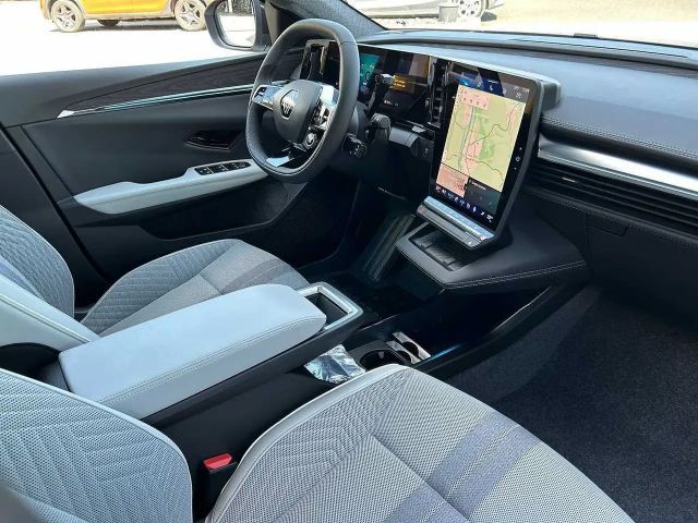 Renault Scenic E-Tech Iconic