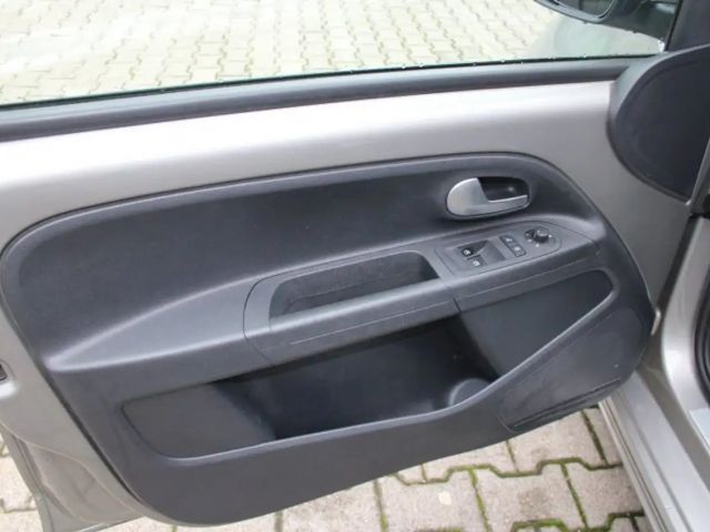 Volkswagen e-up! United 5 -Türen CCS Tempomat Kamera Sitzheizung AL