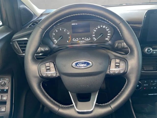 Ford Puma EcoBoost Titanium