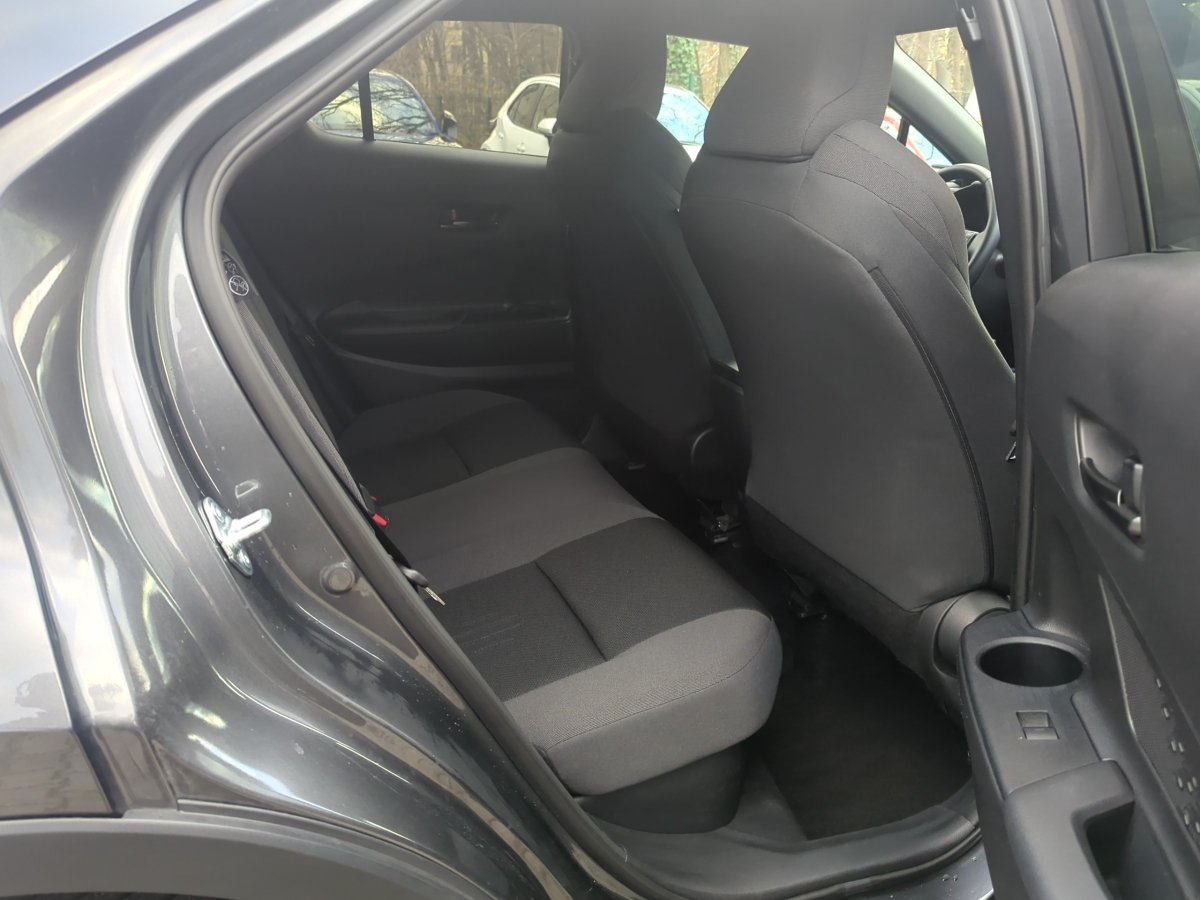 Toyota C-HR 5-deurs Team D