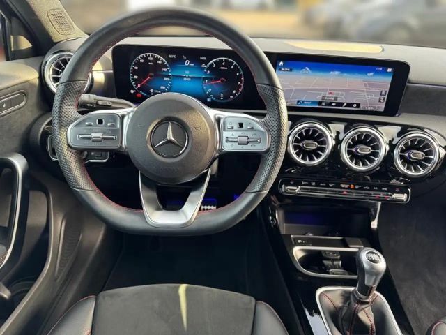 Mercedes-Benz A 160 AMG Line Hatchback