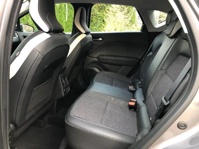 Renault Captur Intens TCe 140