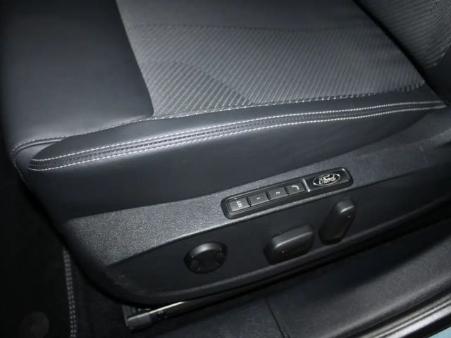 Ford Explorer AWD Premium