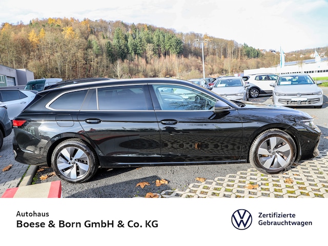 Volkswagen Passat 1.5 eTSI DSG Variant