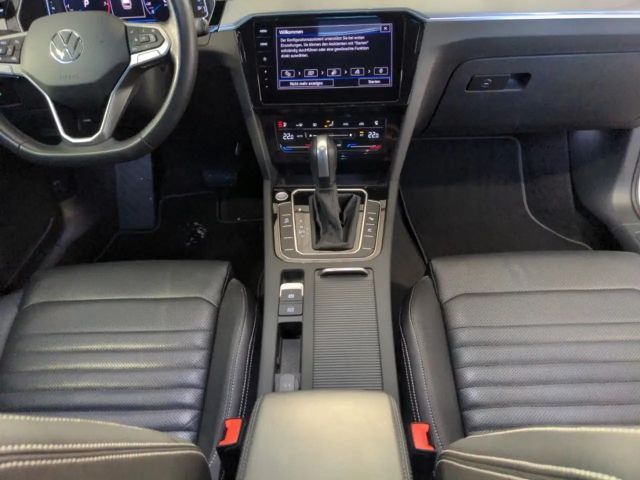 Volkswagen Passat 2.0 TSI Business DSG Variant
