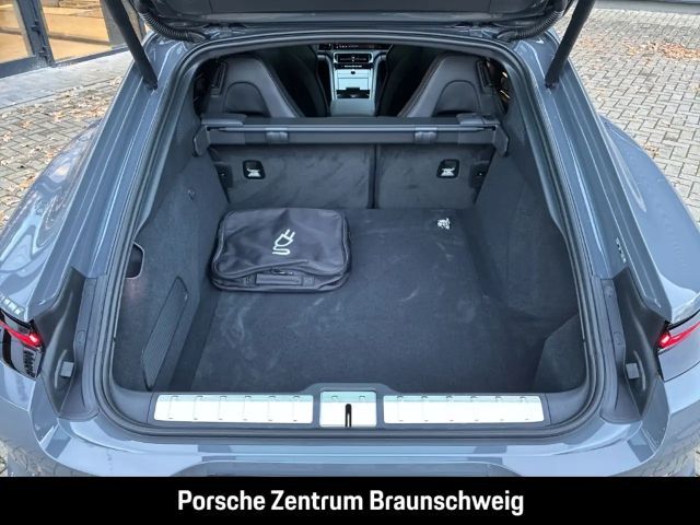 Porsche Panamera 4 E-Hybrid