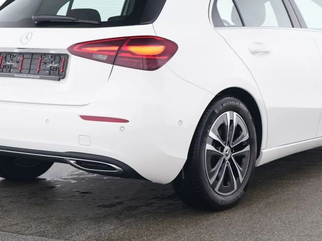 Mercedes-Benz A 180 Premium Progressive