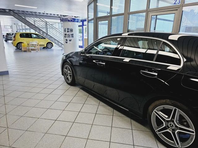 Mercedes-Benz A 180 AMG Line