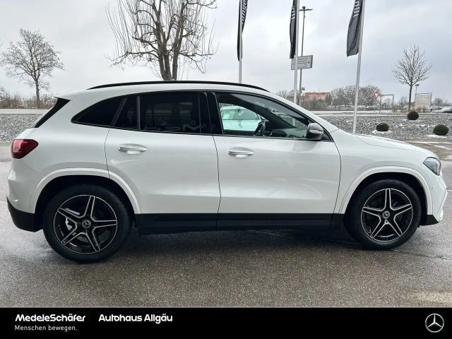 Mercedes-Benz GLA 200 AMG Line