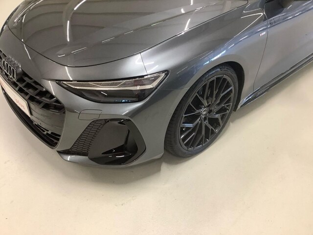 Audi A6 Avant Quattro S-Tronic