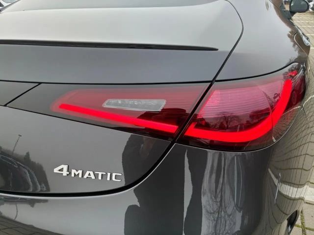 Mercedes-Benz CLE 300 4MATIC AMG Line Coupé