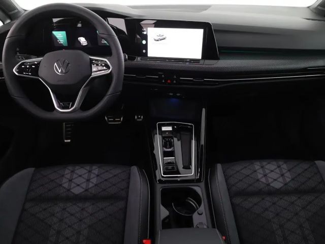 Volkswagen Golf DSG R-Line