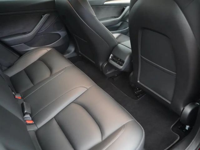 Tesla Model 3 AWD Long Range